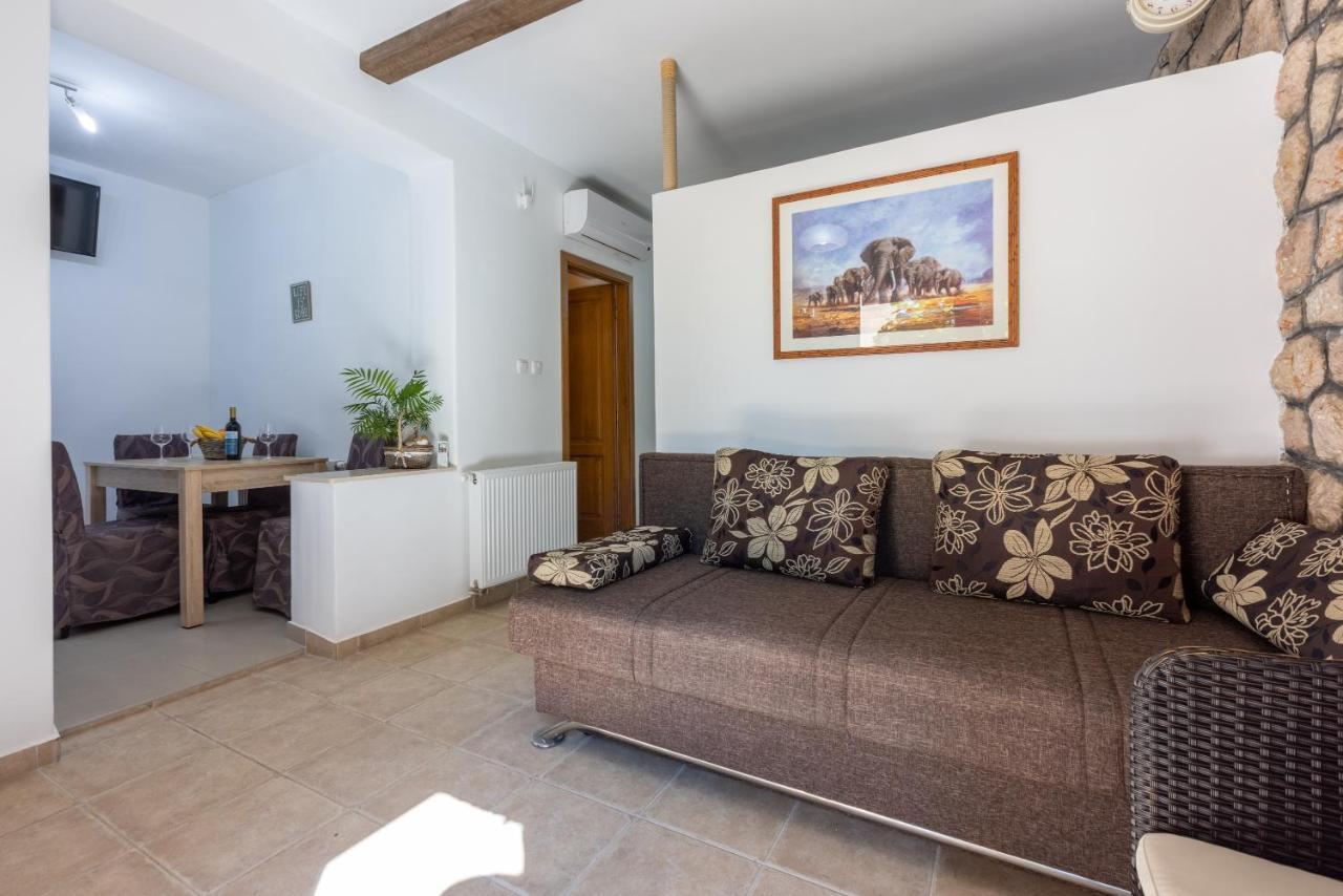 Apartmani Anita Dramalj Zewnętrze zdjęcie