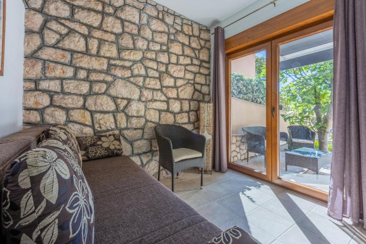 Apartmani Anita Dramalj Zewnętrze zdjęcie